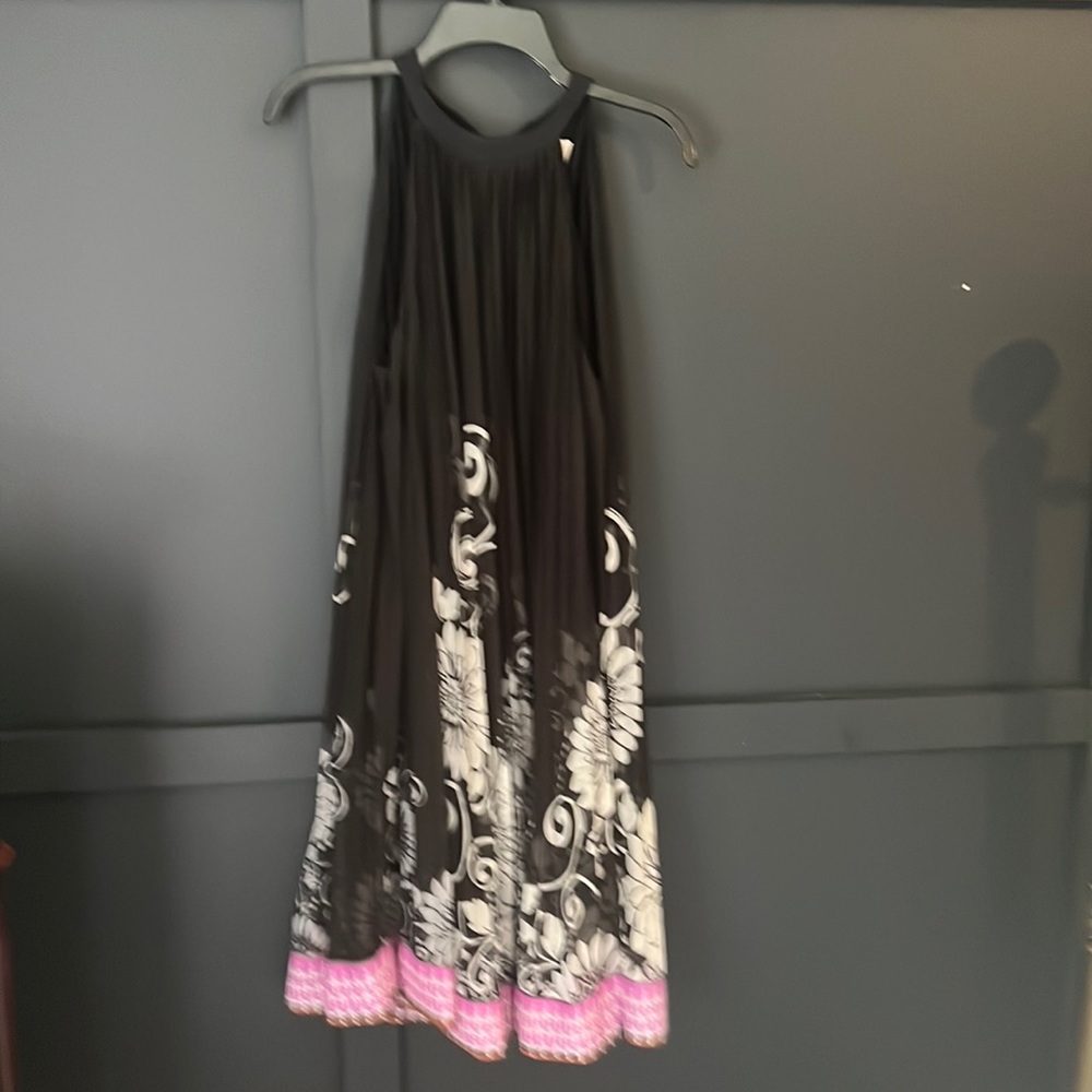 ECI Women's Trapeze Dress Black Pink Swing Pleated Halter